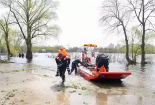 Співробітники ДСНС розшукали тіло дитини, яка втопилася у Дністрі