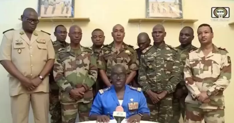Переворот в Нігері: військові по національному телебаченню заявили, що скинули президента