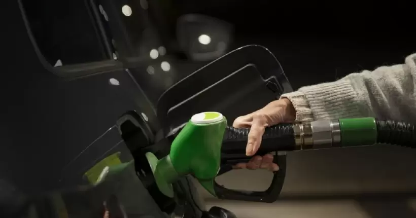 Ціни на бензин зростуть на 1-2 гривні протягом місяця, - Устенко