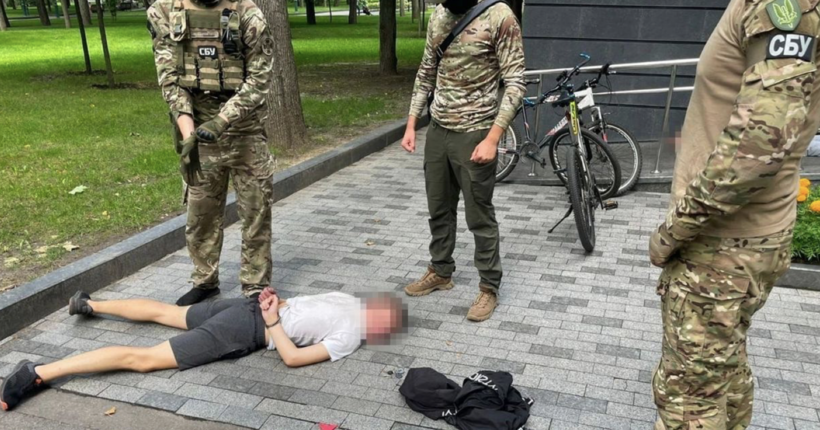 Наводили удари по Харкову: СБУ затримала двох інформаторів ворога