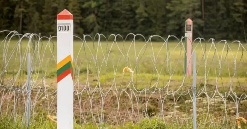 Литва закриє два пункти пропуску на кордоні з Білоруссю, - МЗС