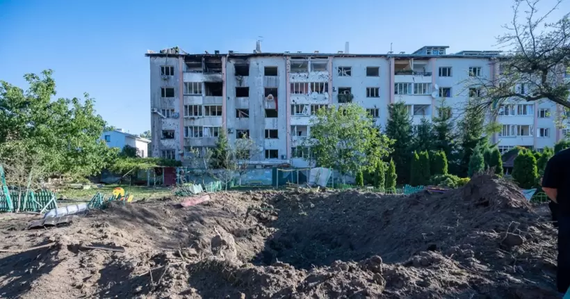 Нацполіція показала відео перших хвилин після ракетного удару рф по Львову