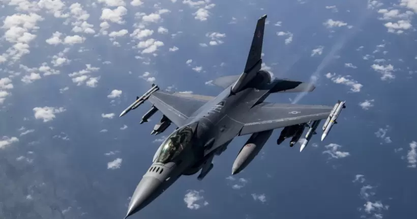 Байден підтвердив, що винищувачі F-16 відправлять в Україну після навчання пілотів