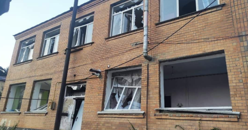 Пошкоджено сотні будинків та школи: в Хмельницькій ОВА показали наслідки нічної атаки рф (фото)