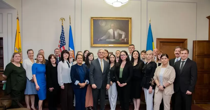Делегація українських прокурорів зустрілася з Генпрокурором США Гарландом