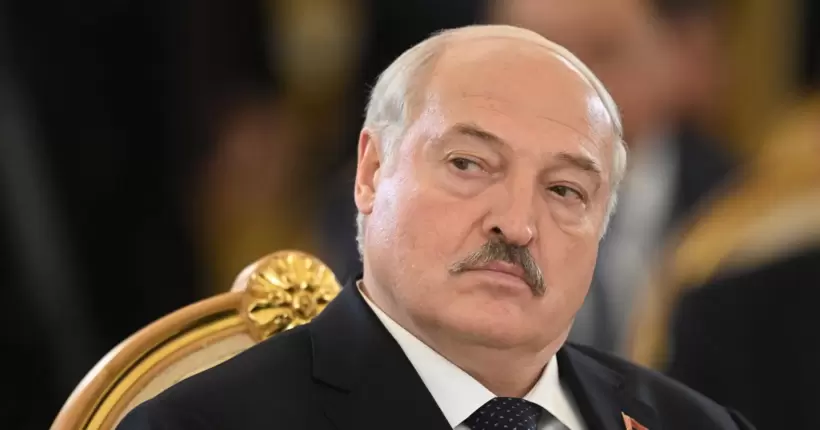 Лукашенко назвав безглуздими вимоги вивести ПВК 