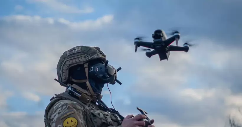 Міноборони показало український дрон зі штучним інтелектом