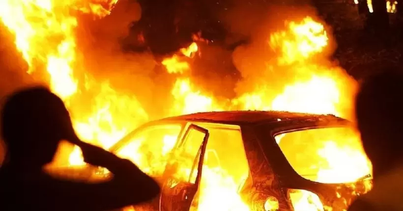У рф спалили авто головного конструктора ГЛОНАСС (відео)