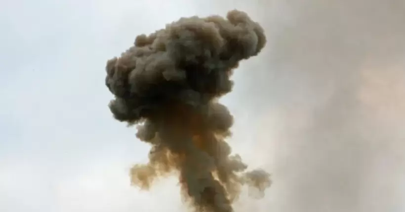 В Маріуполі лунають вибухи, росіяни підняли авіацію