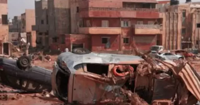 У Лівії повінь через прорив дамб: щонайменше 2000 загиблих та тисячі зниклих безвісти (відео)