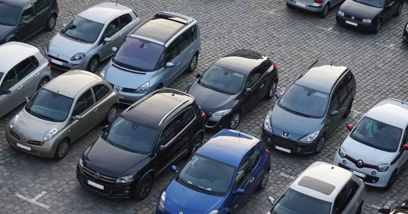 Латвія не буде конфісковувати автомобілі у росіян 