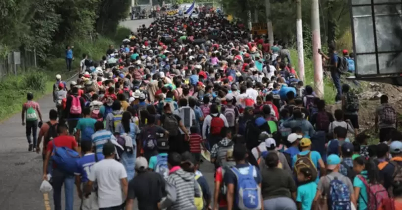 З Мексики до кордону зі США рухається рекордна кілька мігрантів