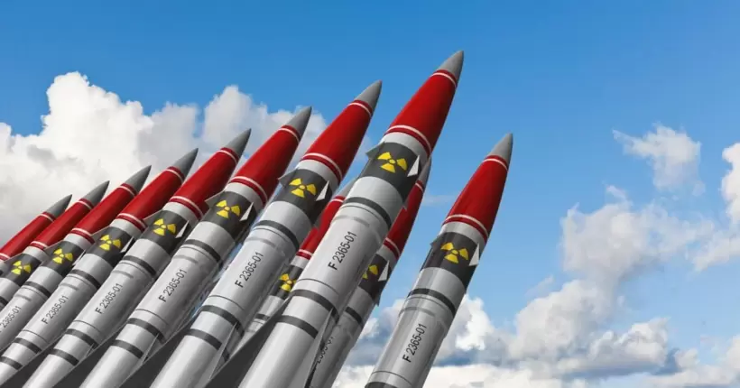 Подоляк: Не потрібно боятися росію тільки через те, що у неї є ядерна зброя
