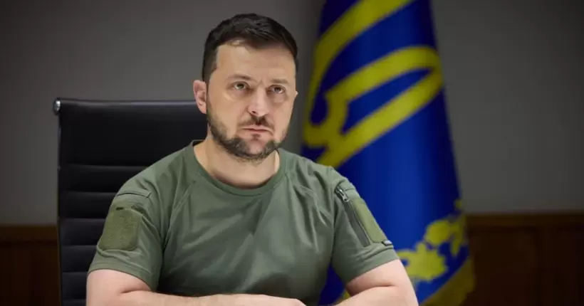 “Бути захисником України - це бути щодня з Україною”: Зеленський привітав захисників і захисниць