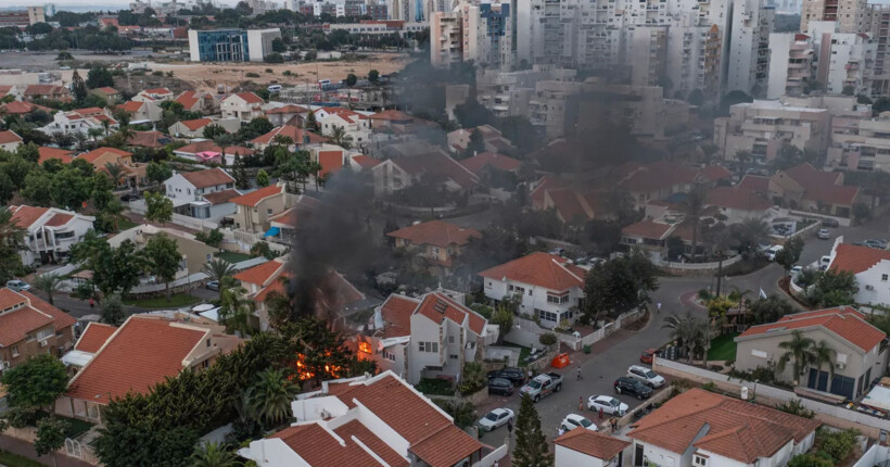 Понад пʼять тисяч снарядів: палестинці завдали масованого ракетного удару по Ізраїлю 