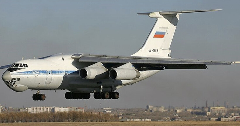 У Таджикистані розбився російський військово-транспортний літак Іл-76 (фото)