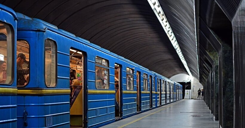 Київ хоче модернізувати 220 вагонів метро і придбати 95 нових