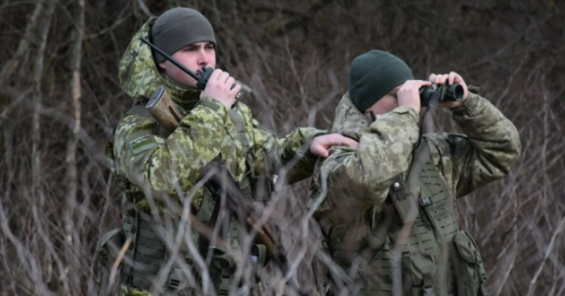 На Закарпатті виловили чоловіків, які намагались незаконно потрапити до Румунії через річку Тиса