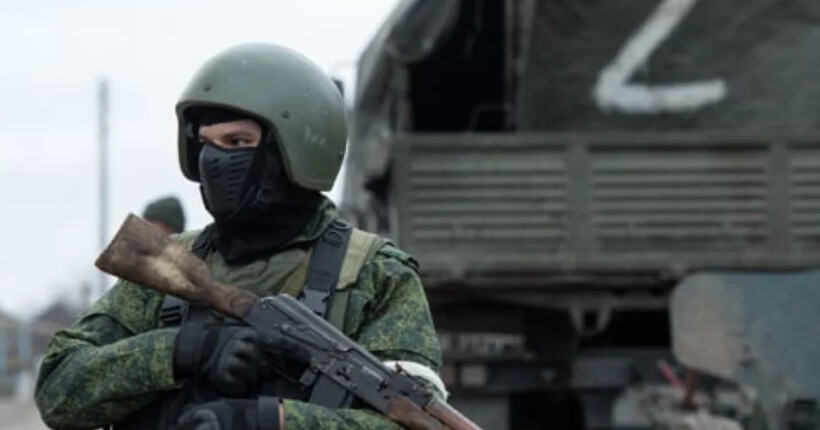 Окупанти вербують в'язнів на Луганщині до лав російської армії