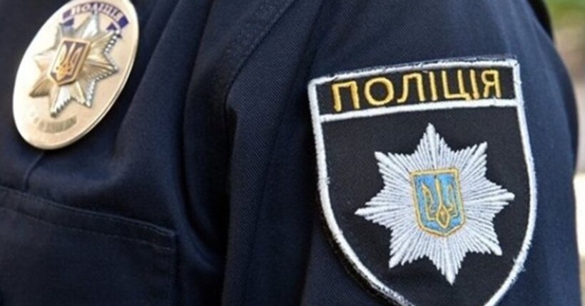 У Києві невідомі розстріляли автомобіль адвоката: їх шукає поліція