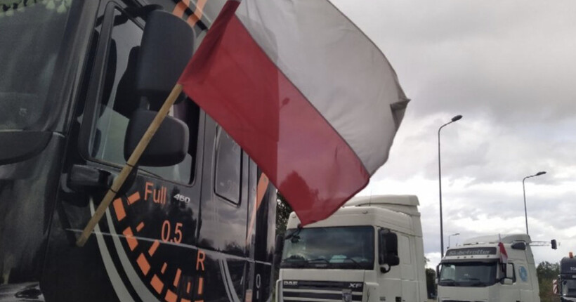Страйк польських перевізників: у ДПСУ заявили про непросту ситуацію на трьох напрямках