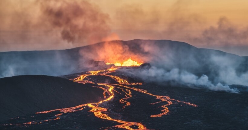 Виверження вулкану в Ісландії знищить місто неподалік столиці, - фахівець 