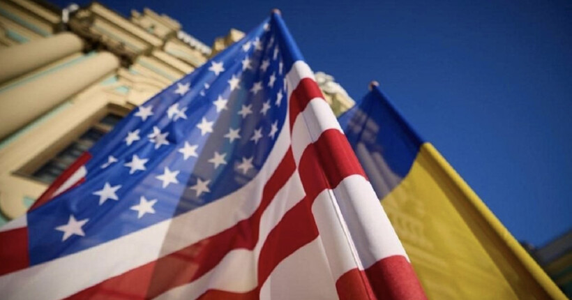 Україна до кінця року може отримати гроші та зброю від США, - експерт