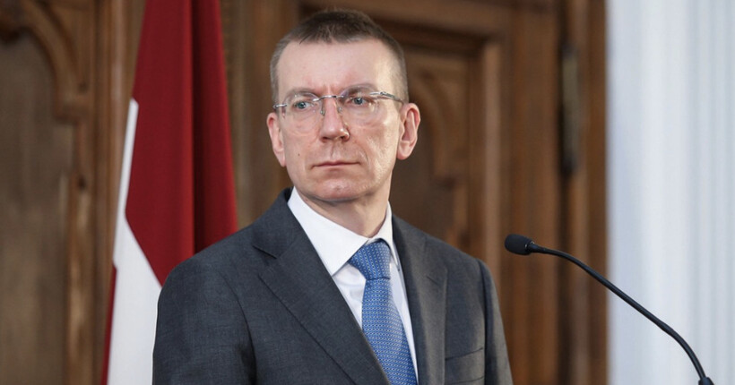 Президент Латвії показав фото з укриття під час нічної атаки 