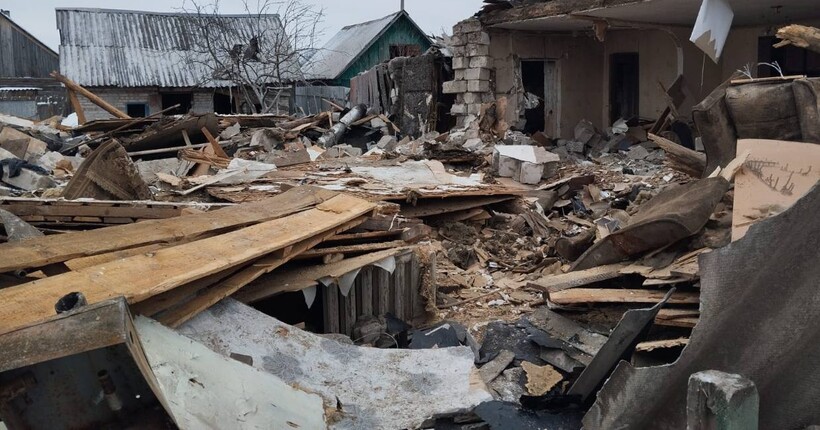 Росіяни обстріляли цивільну інфраструктуру Середина-Буди на Сумщині: є жертви
