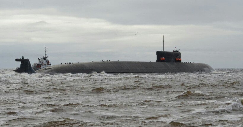 У Чорному морі чергує два підводних човни рф та 