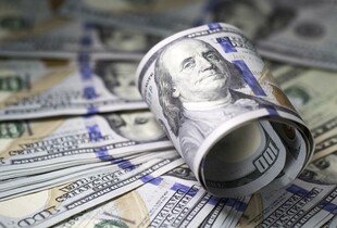 Продаж готівкової валюти без обмежень: чому НБУ надав дозвіл та що буде з курсом