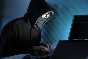 Легка робота в інтернеті - новий вид шахрайства: як працює ця схема та інші популярні кіберафери