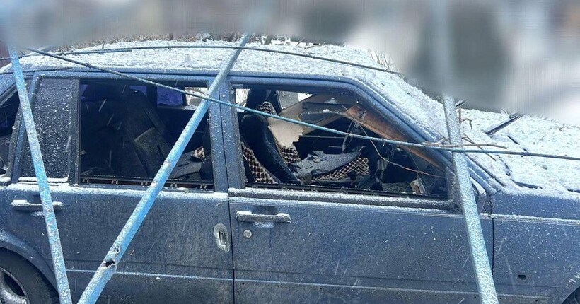 Атака на Київщину: ворожі ракети пошкодили будинки і авто 