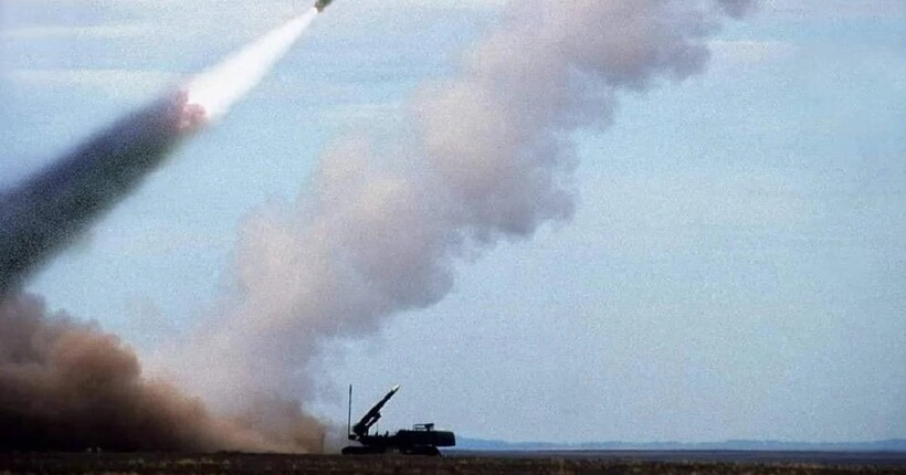 рф почала використовувати ракети-приманки для виснаження української ППО, - ISW