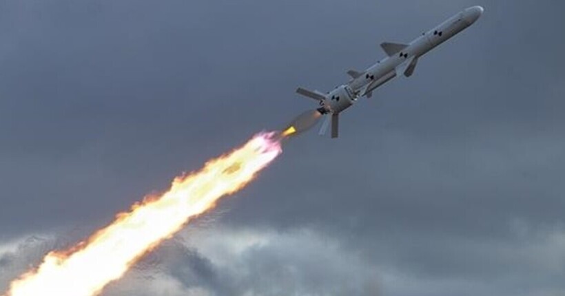 Росіяни у Святвечір атакували південь ракетами та дронами: скільки збито