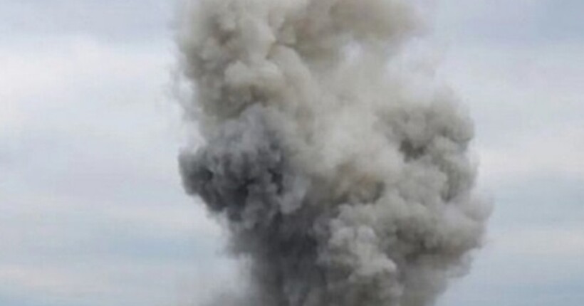 У російському Єйську щось вибухнуло на військовому аеродромі (фото)