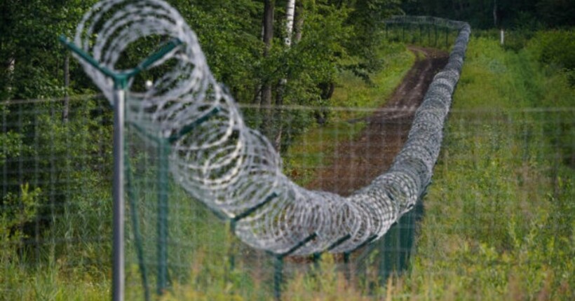 Простий паркан не захистить: Латвія цьогоріч посилить кордон з росією та Білоруссю