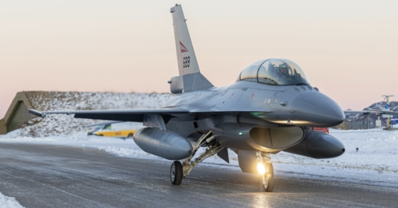 Ігнат пояснив, що не так з інформацією про затримку Данією винищувачів F-16 для України