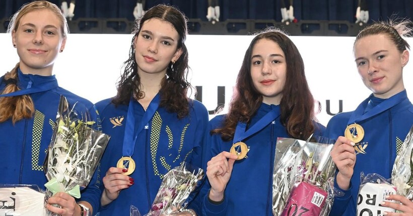 Українські фехтувальниці перемогли на юніорському Кубку світу