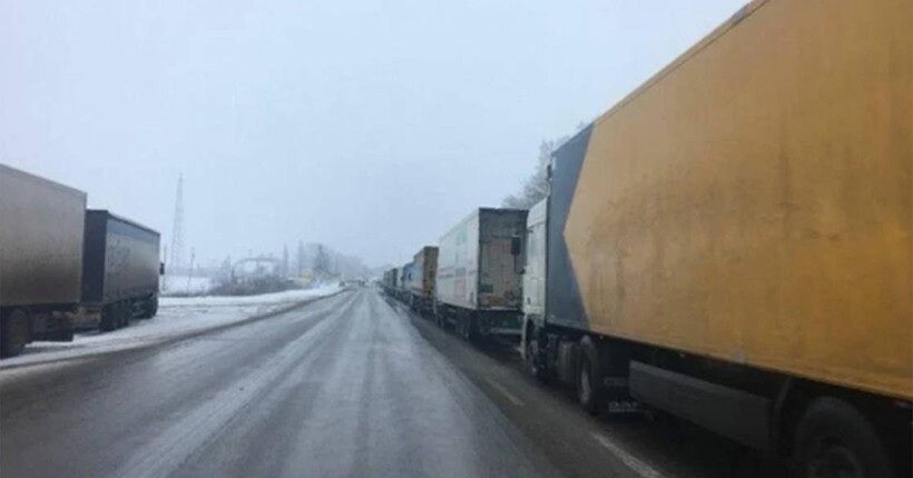 Румунські фермери припинили блокування кордону з Україною, – ДПСУ