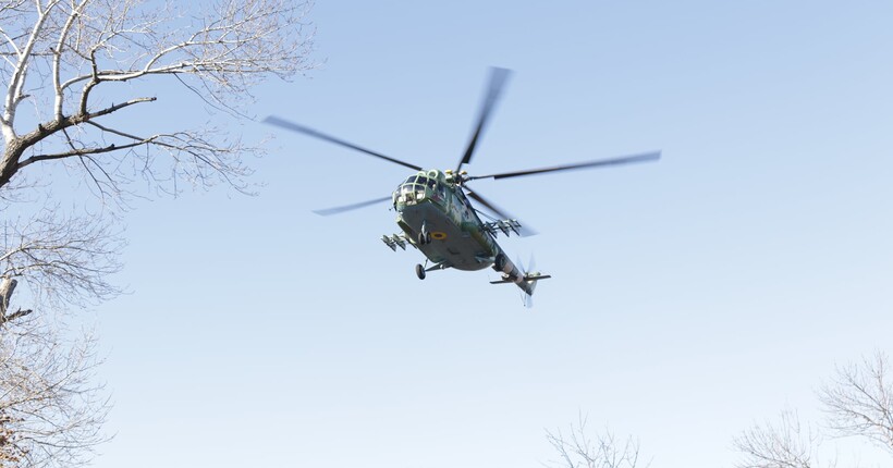 В Киргизстані розбився військовий вертоліт Мі-8 (фото)
