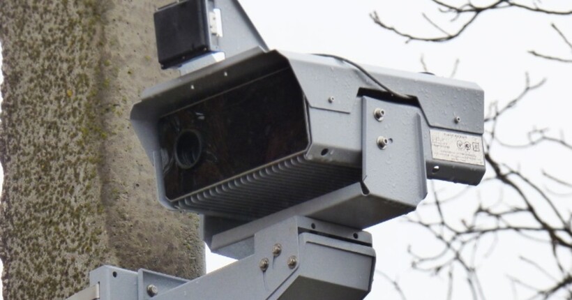 Камер фіксації порушень ПДР в Україні побільшає: що відомо
