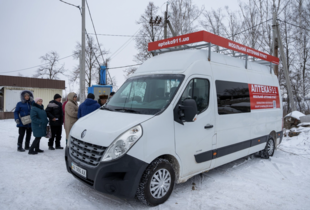 В Україні запустили першу мобільну аптеку: Ляшко пояснив, як вона працює