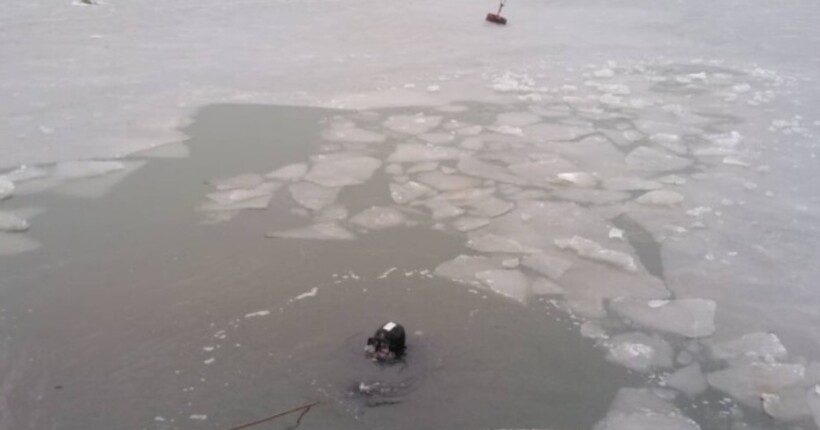 Трагедія на кризі: на Тернопільщині троє дітей загинули, провалившись під лід