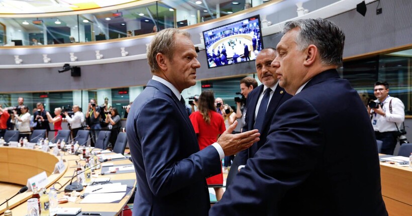 Туск: Орбан у справі України залишився сам на полі бою