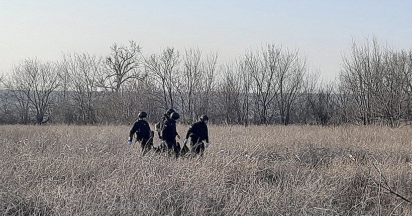 На Миколаївщині четверо чоловіків підірвались на боєприпасі: один з них загинув