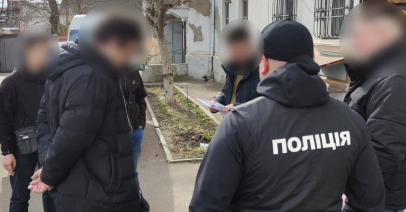 Вимагав $4000 за закриття адмінсправ: суддю на Одещині викрили на хабарництві