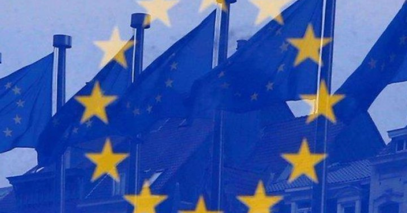 Рада ЄС прийняла постанову, яка дає можливість передати прибуток від заморожених російських активів для України