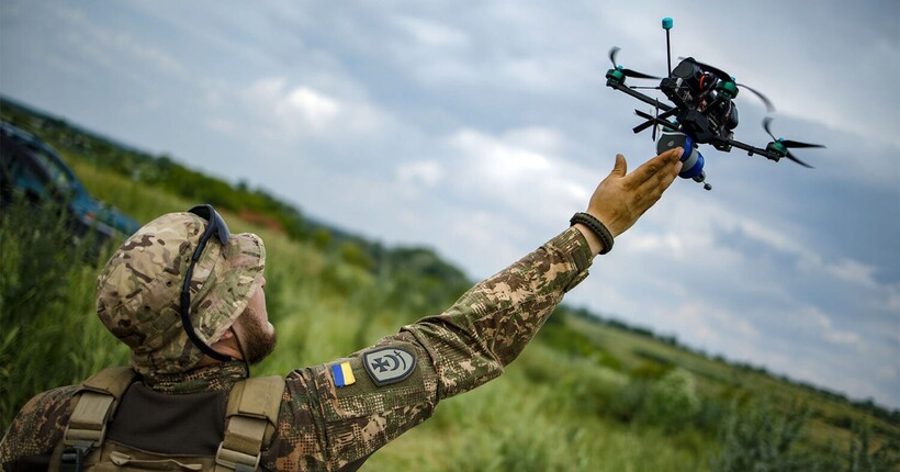 Армія дронів протягом тижня ліквідували понад 350 одиниць ворожої військової техніки