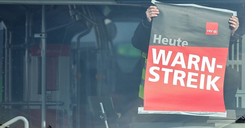 Німеччину охопив транспортний колапс: страйкують водії автобусів, трамваїв та метро